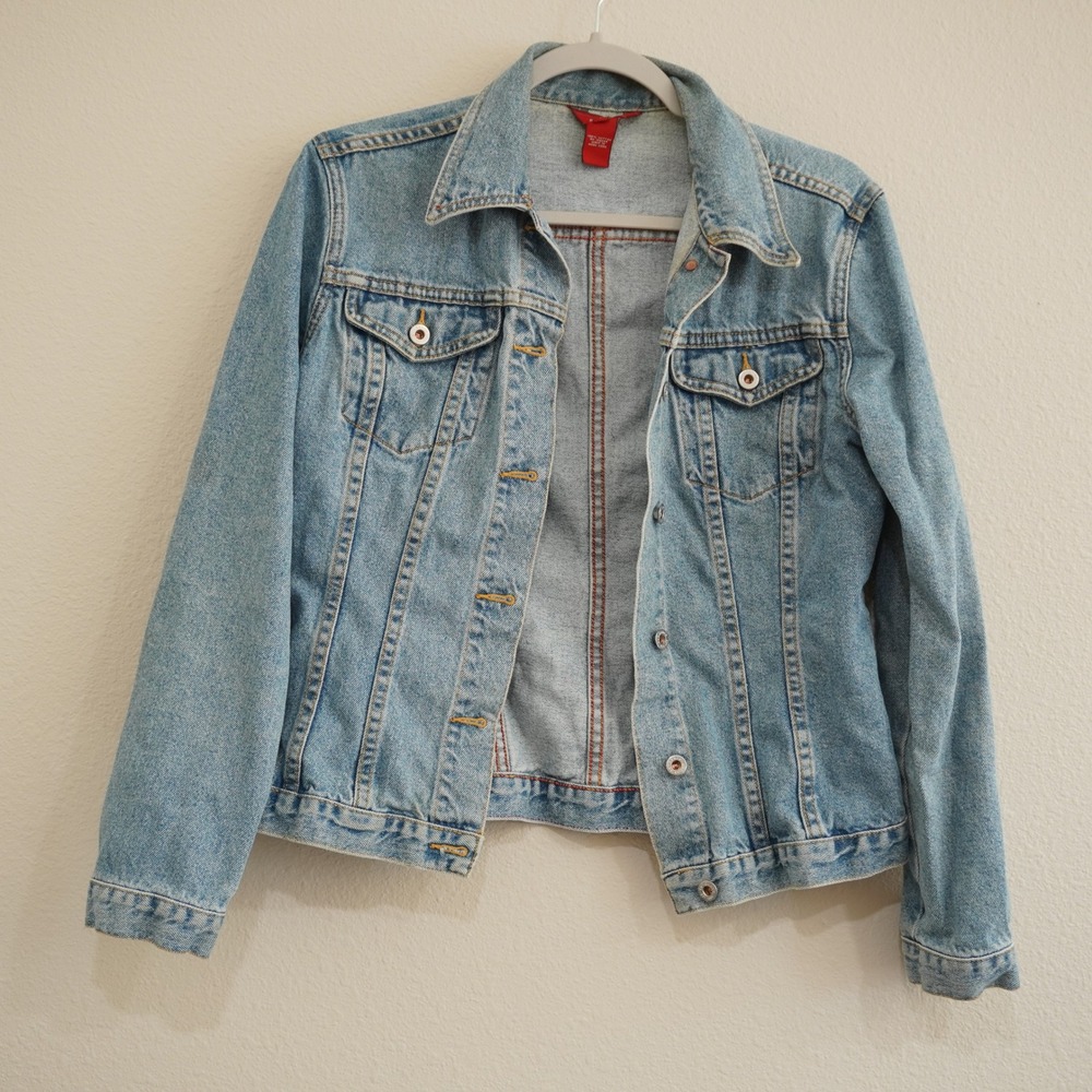Sundance Size Small Denim Jacket Light Wash Blue Cotton Trucker Worn In Western